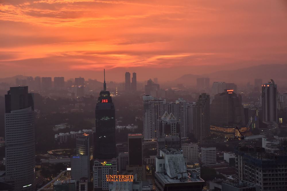 MALAISIE - Le soleil se couche sur Kuala Lumpur