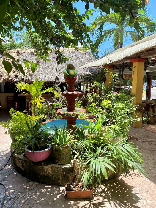 Restaurant de Chunyaxché, en face des ruines de Muyil, à la lisière de la réserve de Sian Ka'an