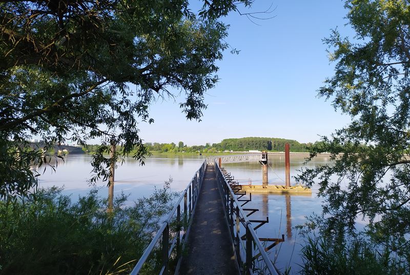 La Garonne vue depuis la sortie de Bordeaux