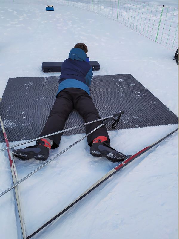Biathlon pour les débutants à Cauterets, avec Élan Nordique