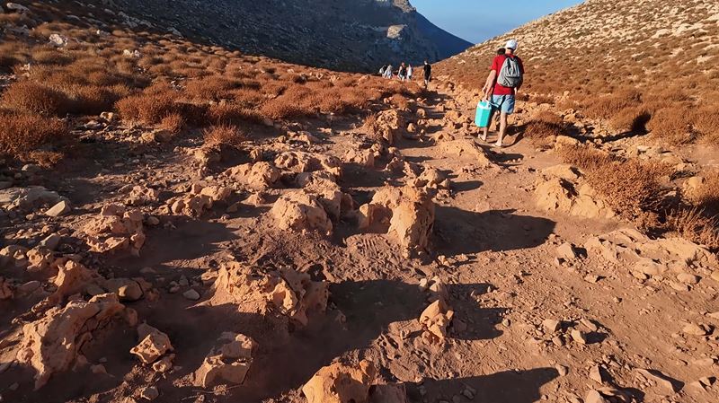 Le chemin de randonnée qui descend jusqu'à la plage de Balos Beach