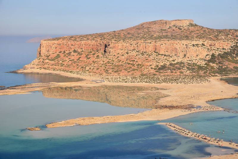 Balos Beach, ses bancs de sable et l'île de Tigani