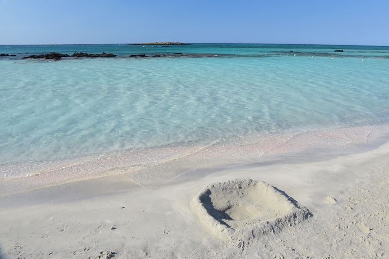 La mer verte sur l'île d'Elafonisi
