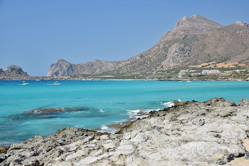 Une petite crique à côté de la plage de Falassarna (Crète)