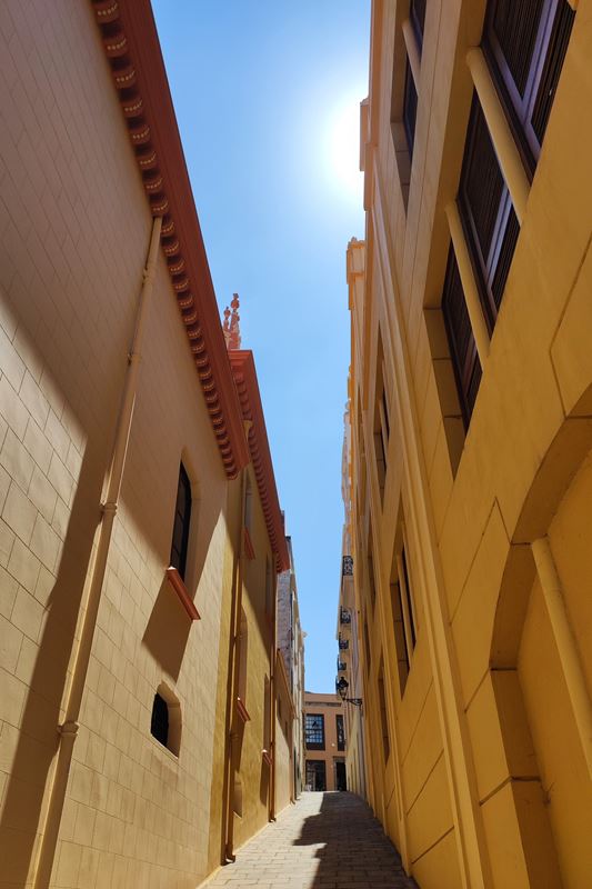 Les façades colorées des maisons dans les ruelles de la ville coloniale de La Orotava