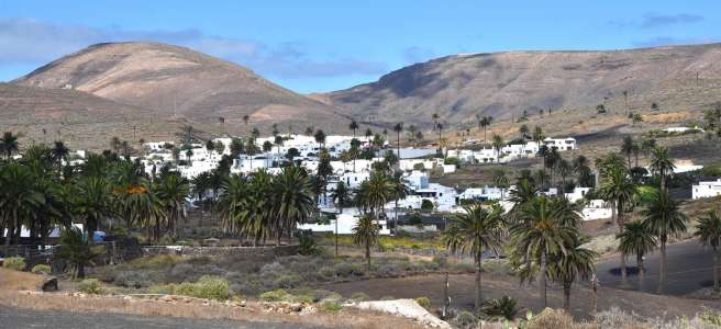 Village de Haria, au milieu des palmiers et aux pieds des volcans, à Lanzarote